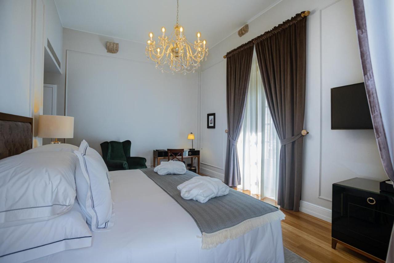 Solar Do Requeijo By Luna Hotels & Resorts Arcos de Valdevez Dış mekan fotoğraf A room at the hotel